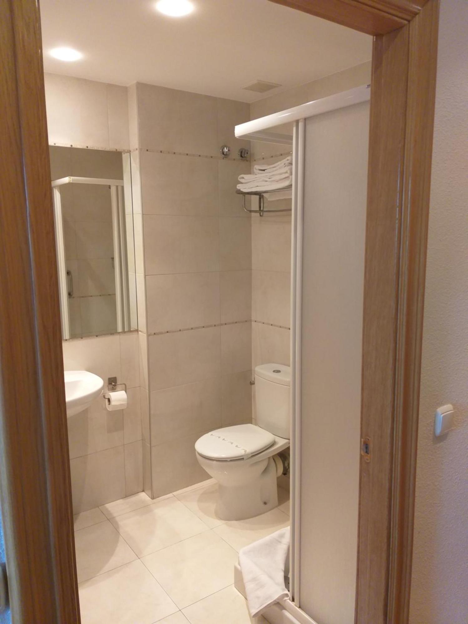 Alojamientos Pamplona Ngoại thất bức ảnh